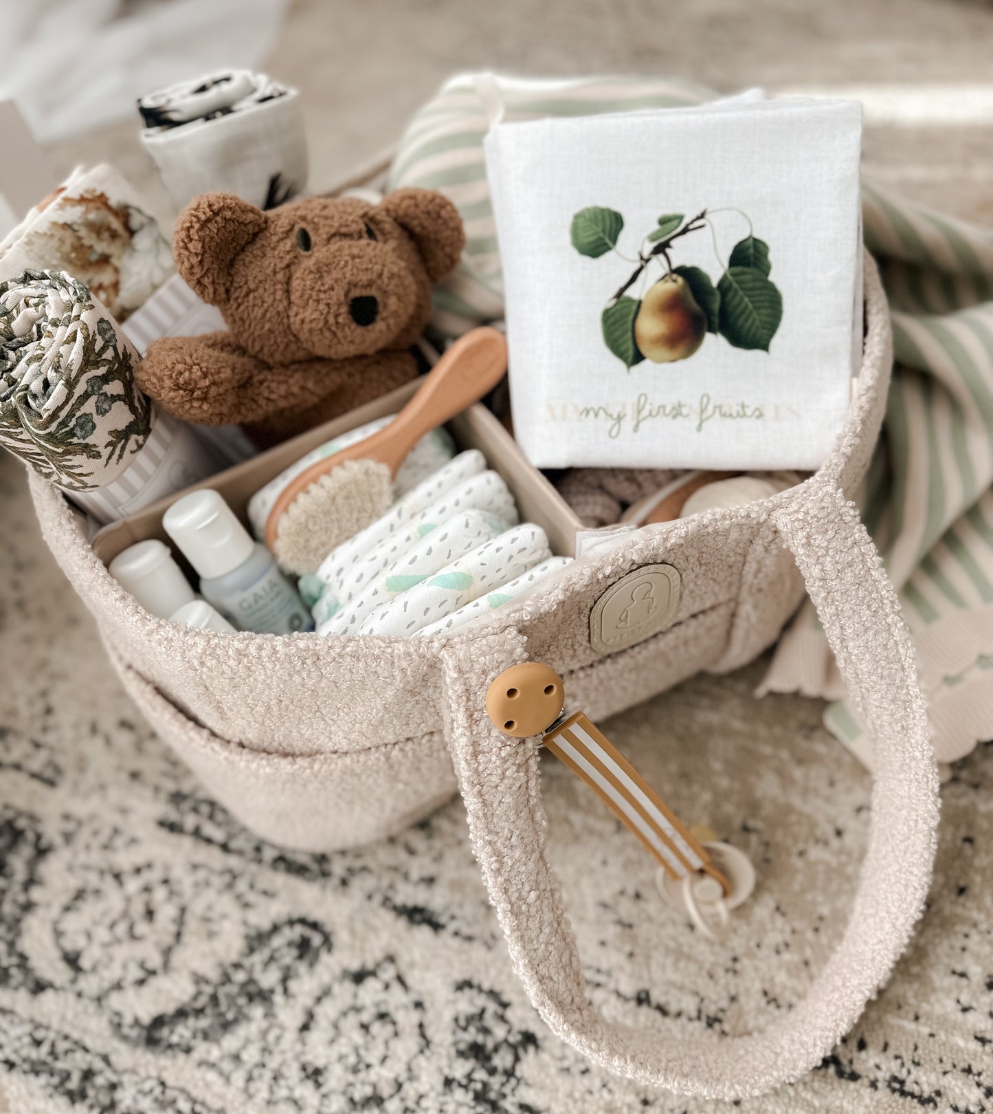 Teddy Nappy Caddy/Bag